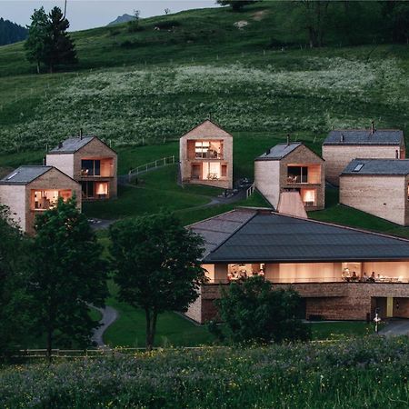 Peterhof Chalets Batschuns Экстерьер фото